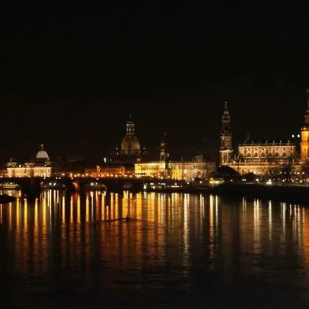 Exklusive An Der Elbe *